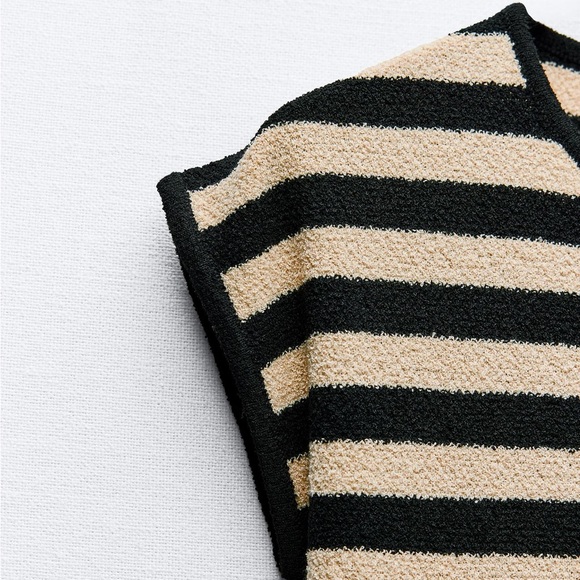 Zara sleeveless knit midi dress. 
Striped Black and cream Dress - Picture 5 of 10
